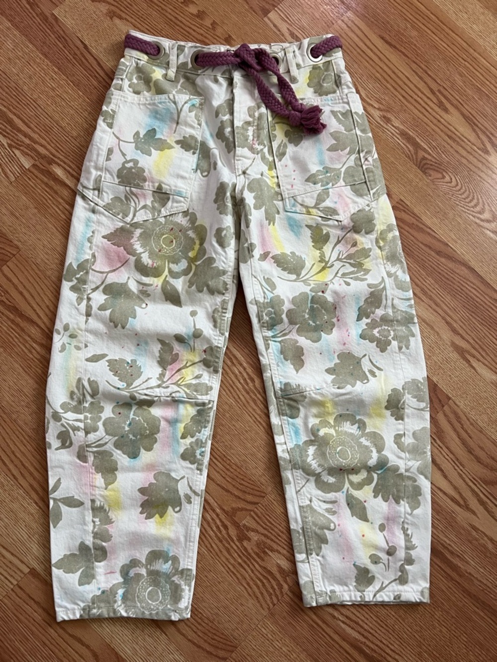 We The Free Moxie Printed Flocked Barrel Jeans in Floral Ivory Size 24 - Picture 2 of 9